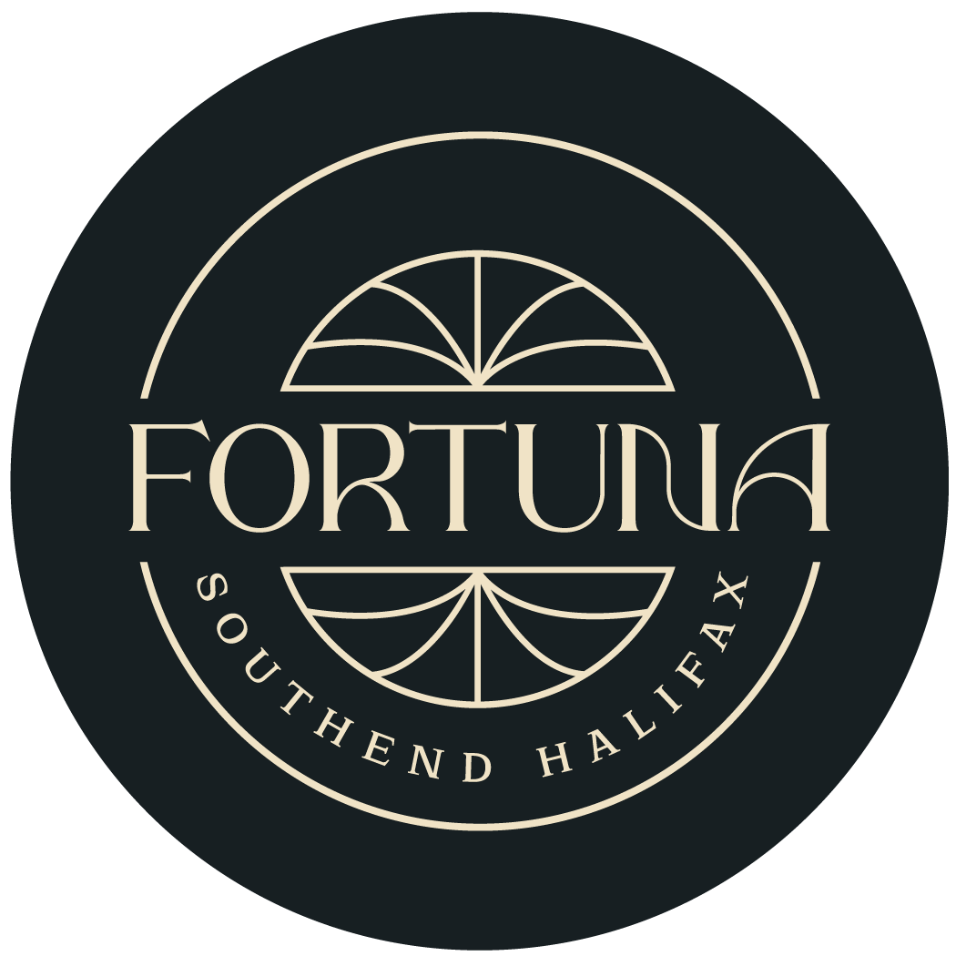 Fortuna-icon-colour-Butter-NavyBackground-RGB-Edited
